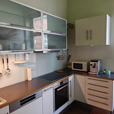 Stilvolles Altbauzimmer Mit Kingsize-bett * Lübeck